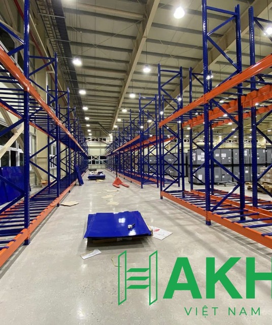 avatar Kệ kho hàng